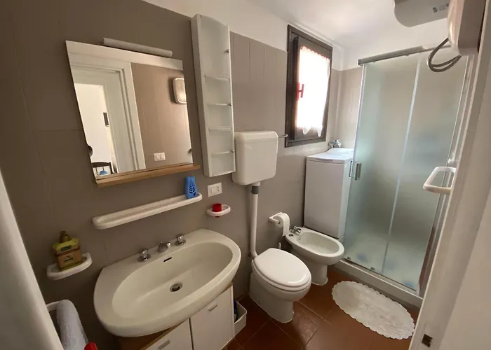 Casa Laconi Torre Dei Corsari