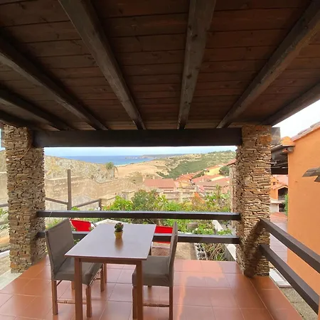 Casa Laconi Torre dei Corsari