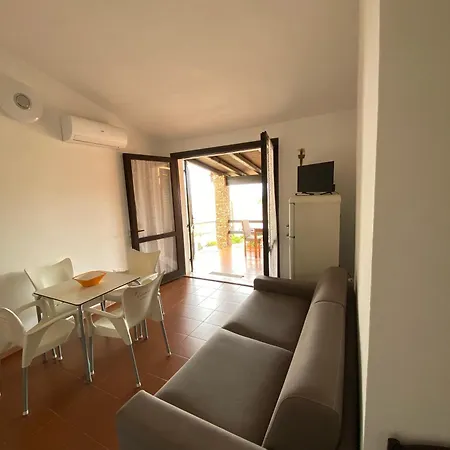 Feriehus Casa Laconi Torre dei Corsari