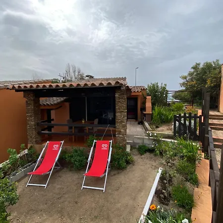 Casa Laconi Feriehus Torre dei Corsari